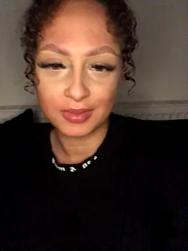 Welsh Maya19X online show from September 23, 2025, 11:23 pm