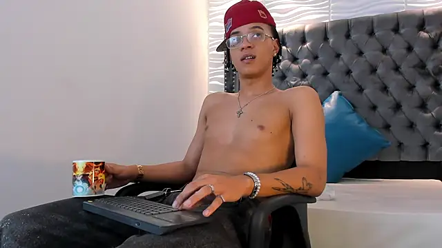 MARSHALL SPENCER online show from December 2, 2025, 1:24 pm