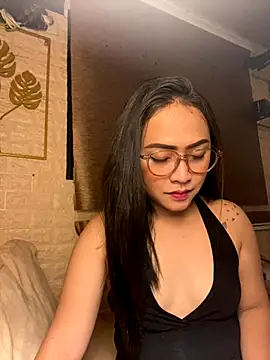 yourdevilsweettsx online show from November 8, 2025, 9:46 am