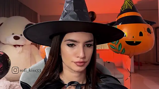 SofI-Play online show from October 31, 2025, 7:10 pm