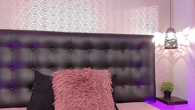 NaiaraMasson  online show from July 10, 2026, 11:54 am