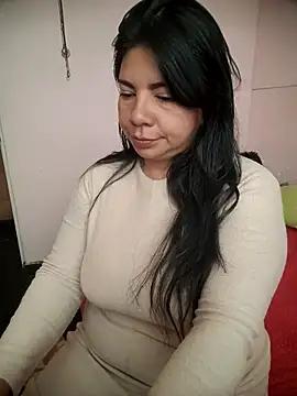 kinky momm online show from May 23, 2026, 4:39 pm