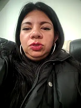 kinky momm online show from February 14, 2026, 3:01 pm