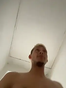 Snapshot of Boy_hot- chatting on April 4, 2026, 7:31 pm Boy hot- online show from April 4, 2026, 7:31 pm