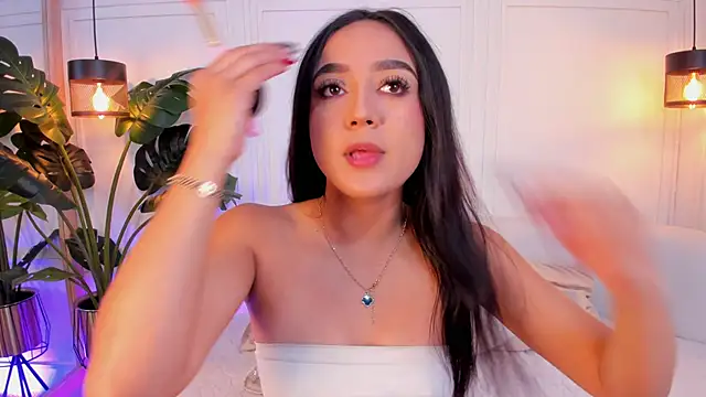 Snapshot of Dafne_Hillss chatting on October 28, 2025, 12:26 pm Dafne Hillss online show from October 28, 2025, 12:26 pm