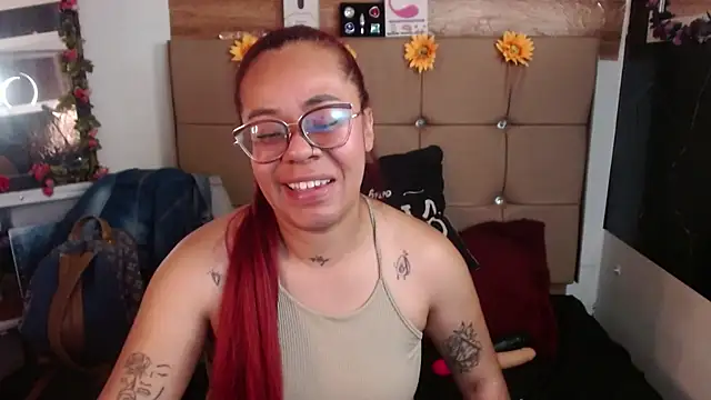 Snapshot of MIA__SPENCER chatting on January 17, 2026, 8:12 pm MIA SPENCER online show from January 17, 2026, 8:12 pm