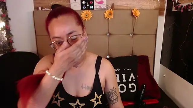 MIA  SPENCER online show from April 13, 2026, 5:39 pm