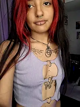 carolinerue online show from March 21, 2026, 4:14 am