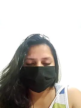 Punecouple5 online show from September 17, 2025, 6:43 pm