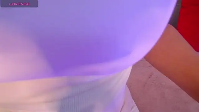 Snapshot of AmbarBega chatting on September 12, 2025, 11:54 am AmbarBega online show from September 12, 2025, 11:54 am