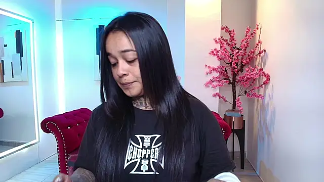 Black roseee online show from March 29, 2026, 3:52 am