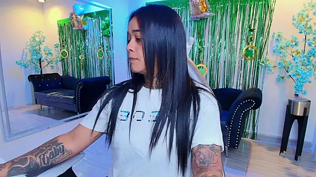 Black roseee online show from March 20, 2026, 4:02 am