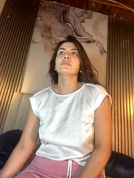 Dakota Evanns online show from November 10, 2025, 7:41 pm