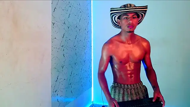 lorian vikel online show from October 1, 2025, 10:02 pm