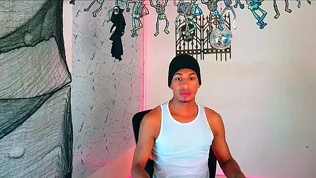 lorian vikel online show from October 4, 2025, 9:27 pm