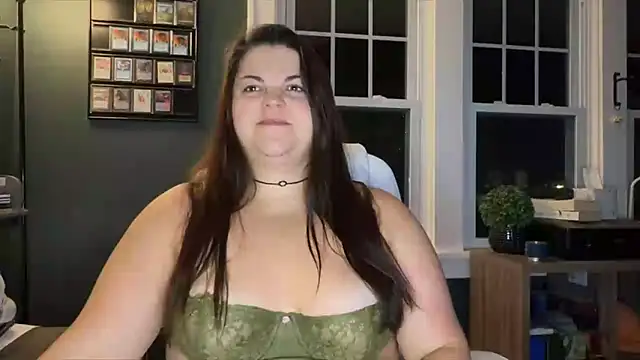 Snapshot of PlayWithBrittany chatting on November 18, 2025, 10:45 pm PlayWithBrittany online show from November 18, 2025, 10:45 pm