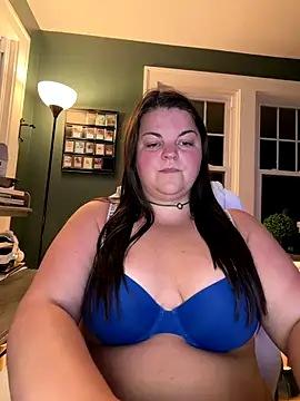 Snapshot of PlayWithBrittany chatting on October 28, 2025, 11:25 pm PlayWithBrittany online show from October 28, 2025, 11:25 pm