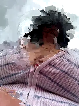 Emily  Storm online show from November 3, 2025, 2:31 pm