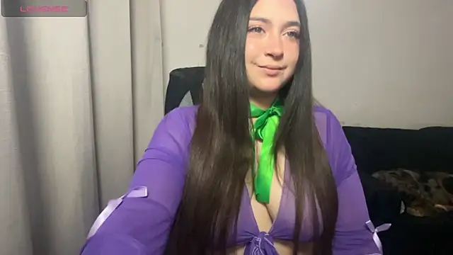 valentinauwu online show from December 2, 2025, 1:06 am