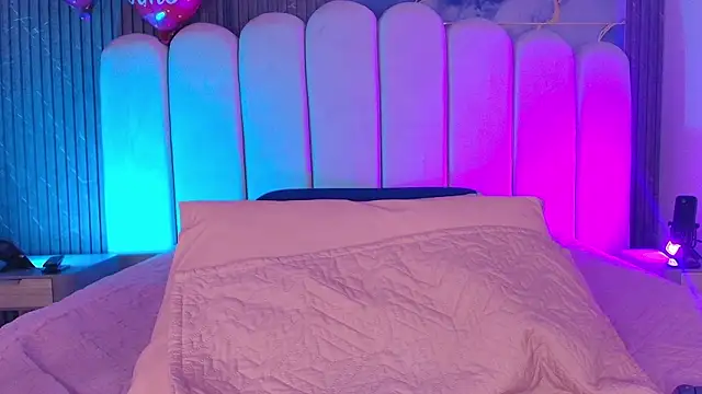 abbyrouss  online show from February 23, 2026, 3:19 am