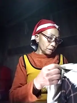 -Xuka-200 online show from February 13, 2026, 12:38 pm