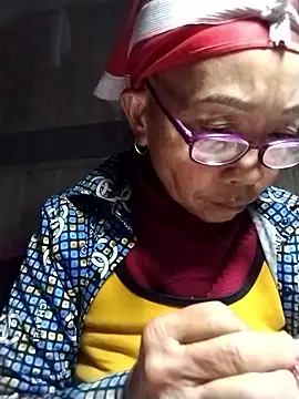 -Xuka-200 online show from February 2, 2026, 11:59 pm