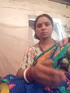 Notyriya7 online show from April 16, 2026, 4:02 am