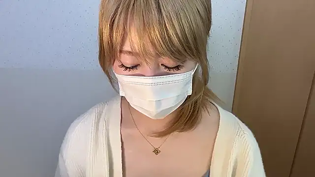 kitty kyoto online show from April 17, 2026, 3:09 am