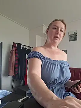 MazySunny online show from June 13, 2026, 8:34 am