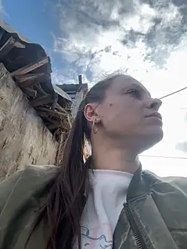 Snapshot of Jessie_Queen_1 chatting on October 24, 2025, 10:25 am Jessie Queen 1 online show from October 24, 2025, 10:25 am