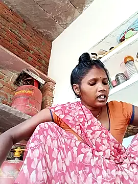 Snapshot of Cm_pooja chatting on July 14, 2026, 4:06 am Cm pooja online show from July 14, 2026, 4:06 am