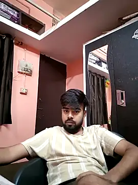 Snapshot of soniriyaa010101 chatting on May 30, 2026, 8:31 am soniriyaa010101 online show from May 30, 2026, 8:31 am