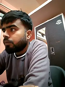 soniriyaa010101 online show from November 30, 2025, 10:16 am