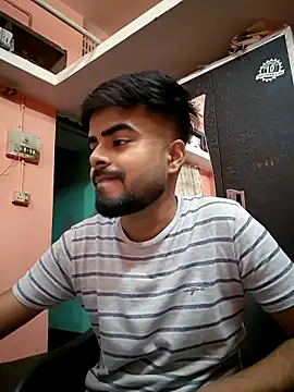 soniriyaa010101 online show from April 1, 2026, 5:54 pm