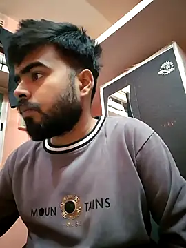 soniriyaa010101 online show from December 5, 2025, 10:36 am