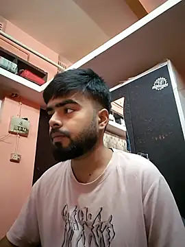 soniriyaa010101 online show from November 13, 2025, 9:24 am