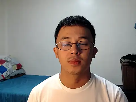 itsyour Asianboy15 online show from February 26, 2026, 1:11 pm