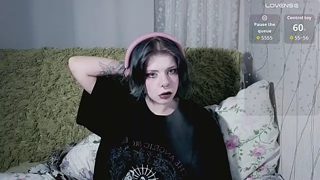 Alice Zev online show from June 12, 2026, 10:29 pm