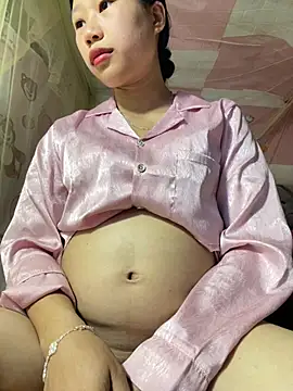 Mollie jane online show from May 2, 2026, 4:50 am