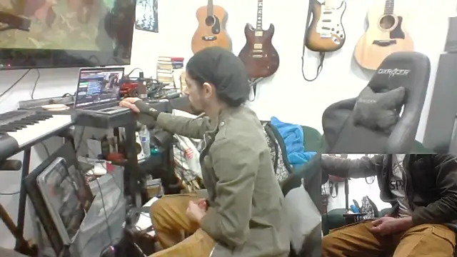 Snapshot of Stringin69 chatting on February 6, 2026, 7:15 am Stringin69 online show from February 6, 2026, 7:15 am