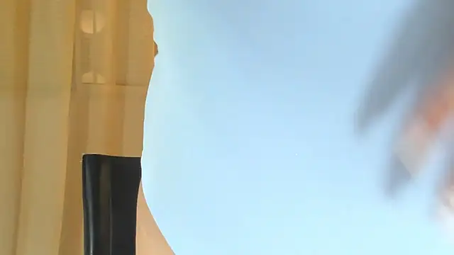 naughtyrose vc online show from April 10, 2026, 12:12 pm