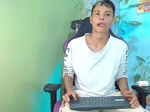 Dorland777 online show from September 19, 2025, 12:14 am