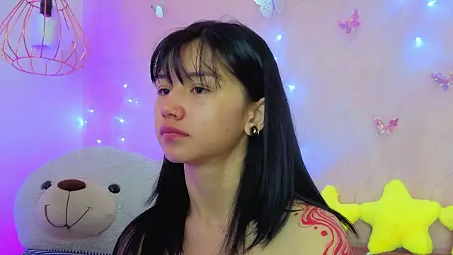 april bennett online show from February 10, 2026, 12:26 pm