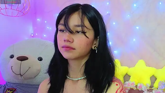 april bennett online show from April 11, 2026, 1:15 pm