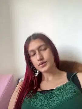 Caroline daring online show from March 9, 2026, 4:54 pm