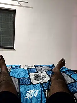 Snapshot of Chanderi19 chatting on September 21, 2025, 3:50 pm Chanderi19 online show from September 21, 2025, 3:50 pm