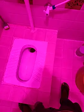 Snapshot of Chanderi19 chatting on October 11, 2025, 12:11 am Chanderi19 online show from October 11, 2025, 12:11 am