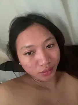 Snapshot of cassie_cakes chatting on May 9, 2026, 7:56 am cassie cakes online show from May 9, 2026, 7:56 am