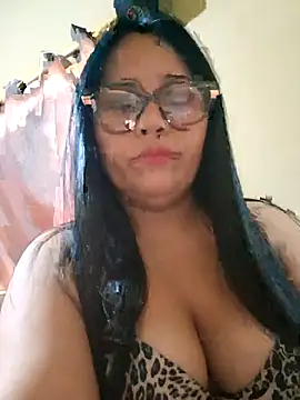 Snapshot of elena_lopez24 chatting on July 9, 2026, 3:22 pm elena lopez24 online show from July 9, 2026, 3:22 pm