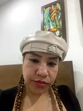 Dulce  Lovee online show from January 12, 2026, 4:41 am